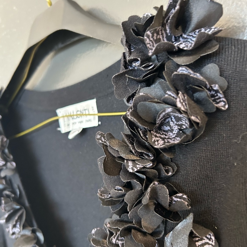 Valenti L vintage floral cardigan in excellent vintage condition! Stunning - Picture 2 of 11